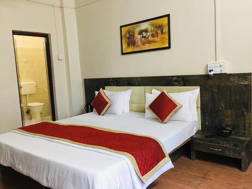 Bathroom, Bedroom