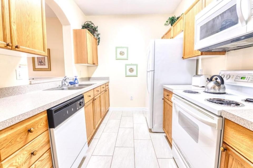 Windsor Palms Resort 3 Bedroom Condo 6 Miles to Disney Villa in Four Corners
