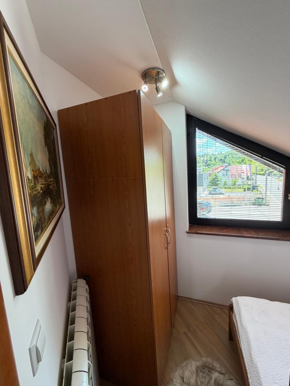 Bed, Photo of the whole room, Bedroom, wardrobe