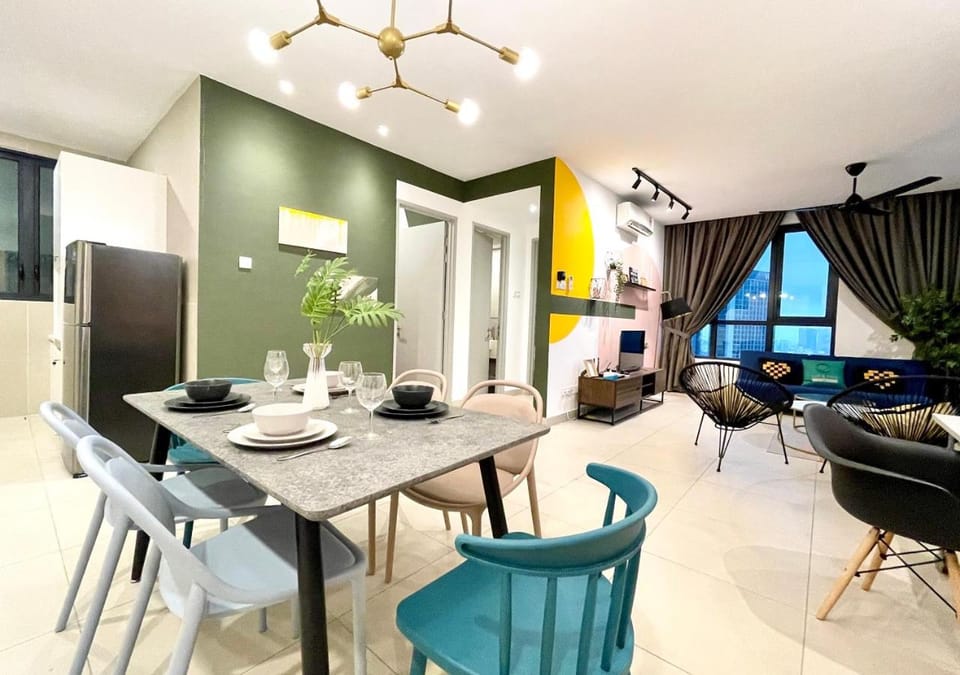 Seating area, Dining area