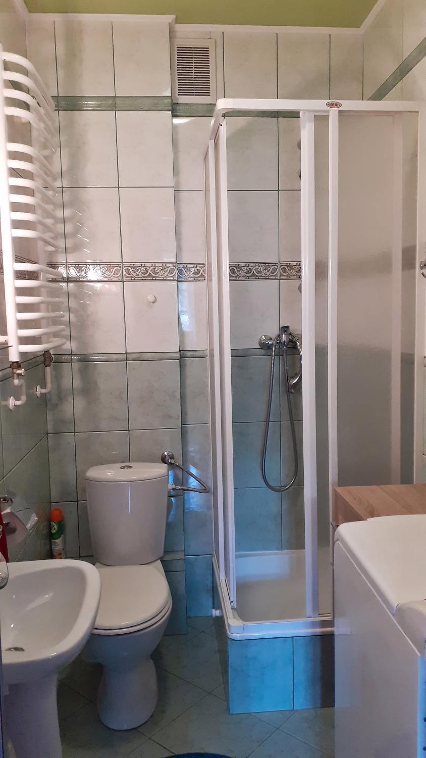 Shower, washing machine