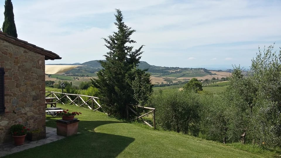 Property building, Garden, Garden, Garden view, Garden view