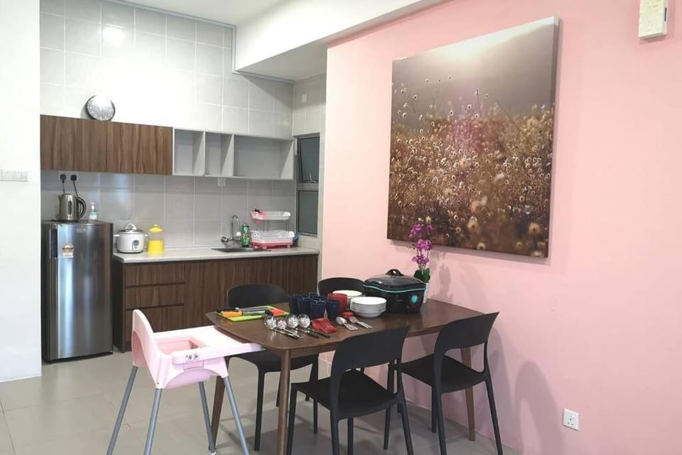 W58 WarmStay atGoldenHill NightMarket 2R WiFi CarPark House in Brinchang