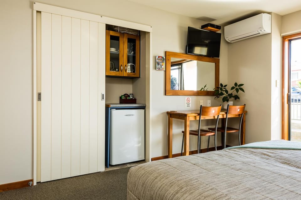Beach House Studios Bed and Breakfast in Napier