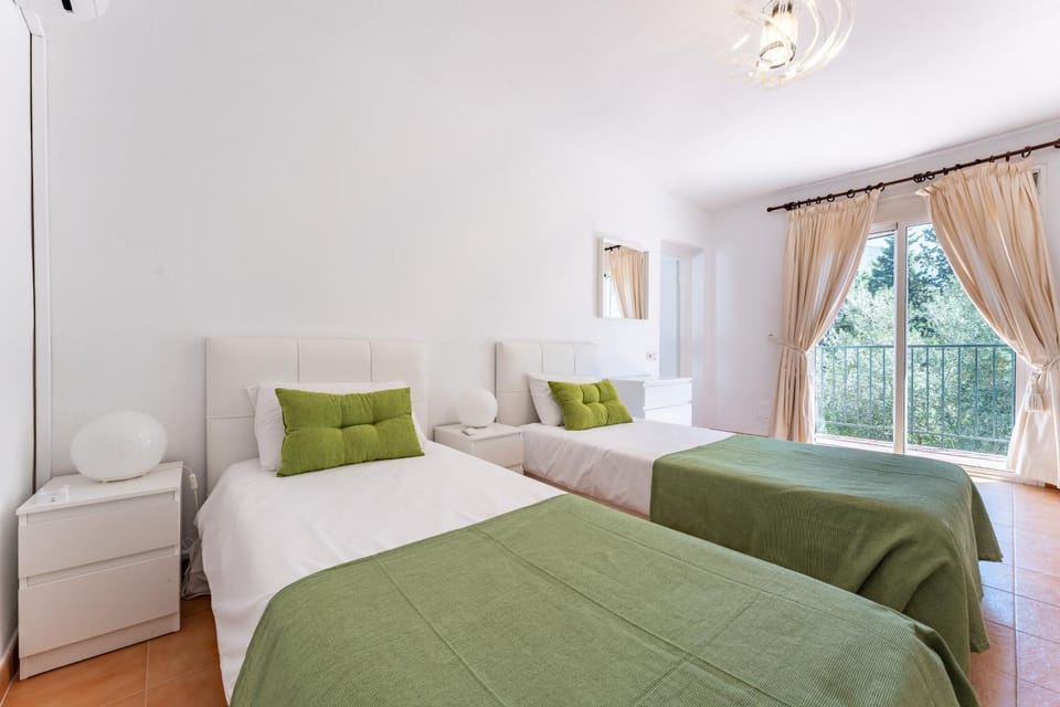 Property building, Living room, Bedroom