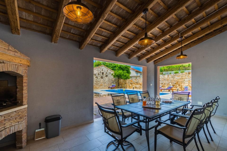 BBQ facilities, Balcony/Terrace