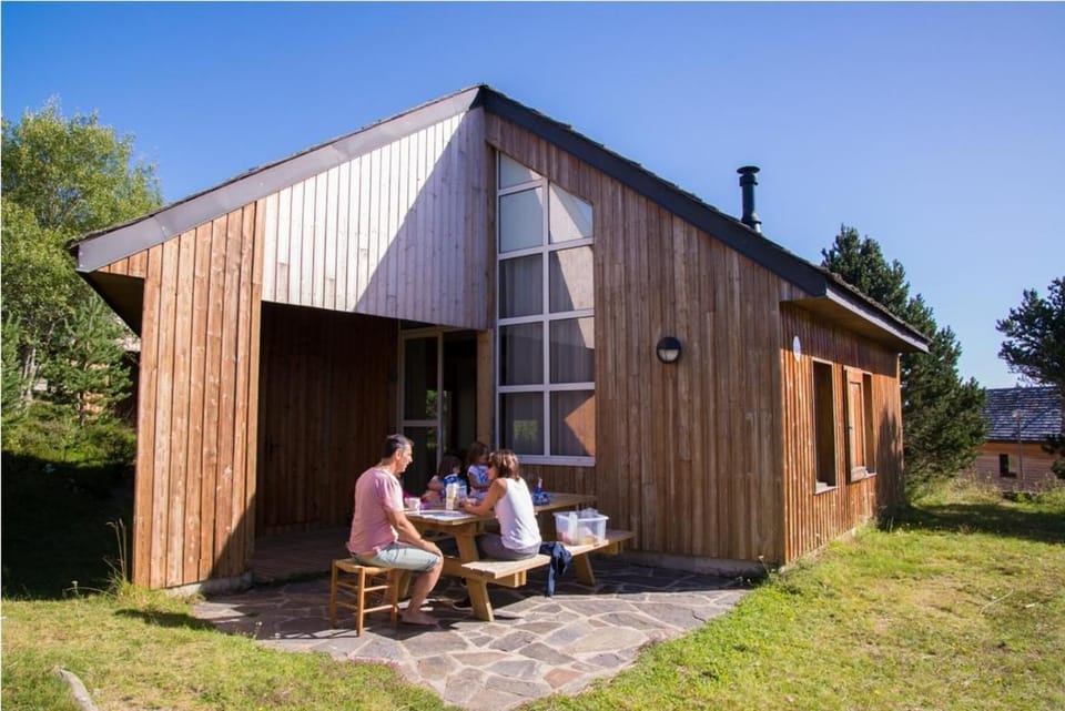 Patio, Facade/entrance