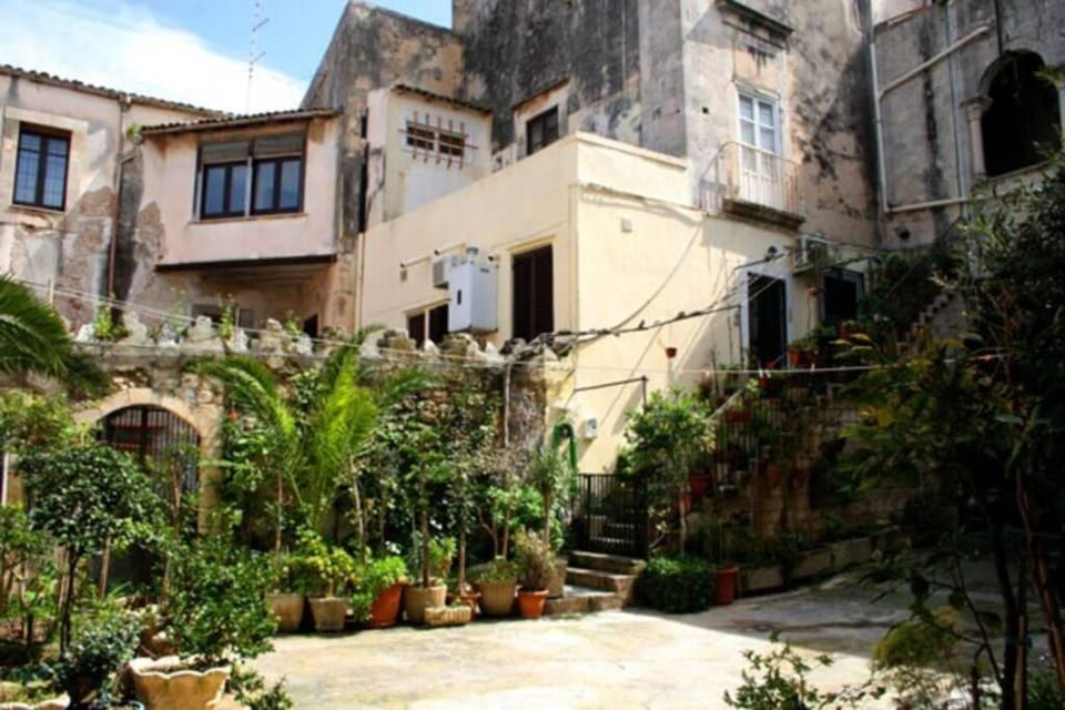 Inner courtyard view