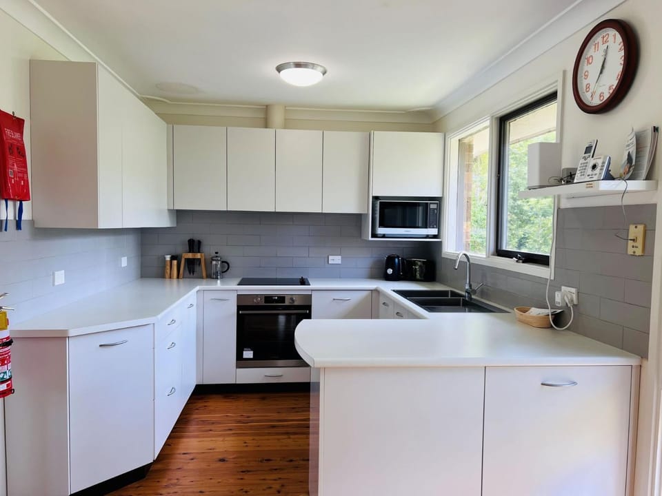 Kitchen or kitchenette, dishwasher, minibar, pet friendly, stove, toaster