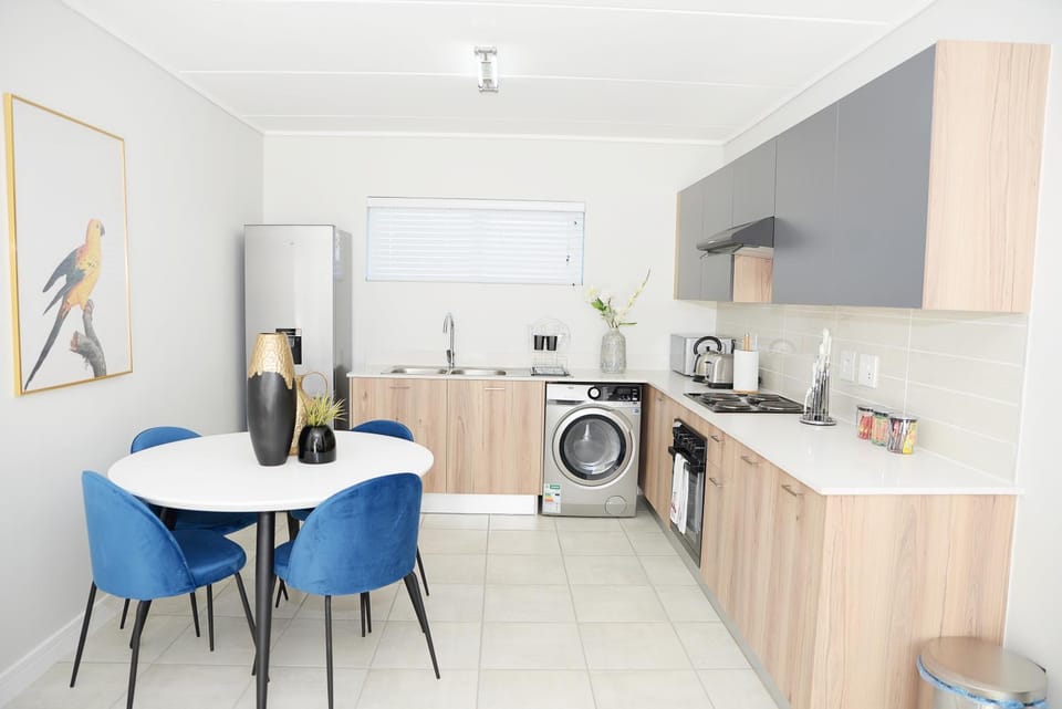 LuxAid Apartment Apartment in Sandton