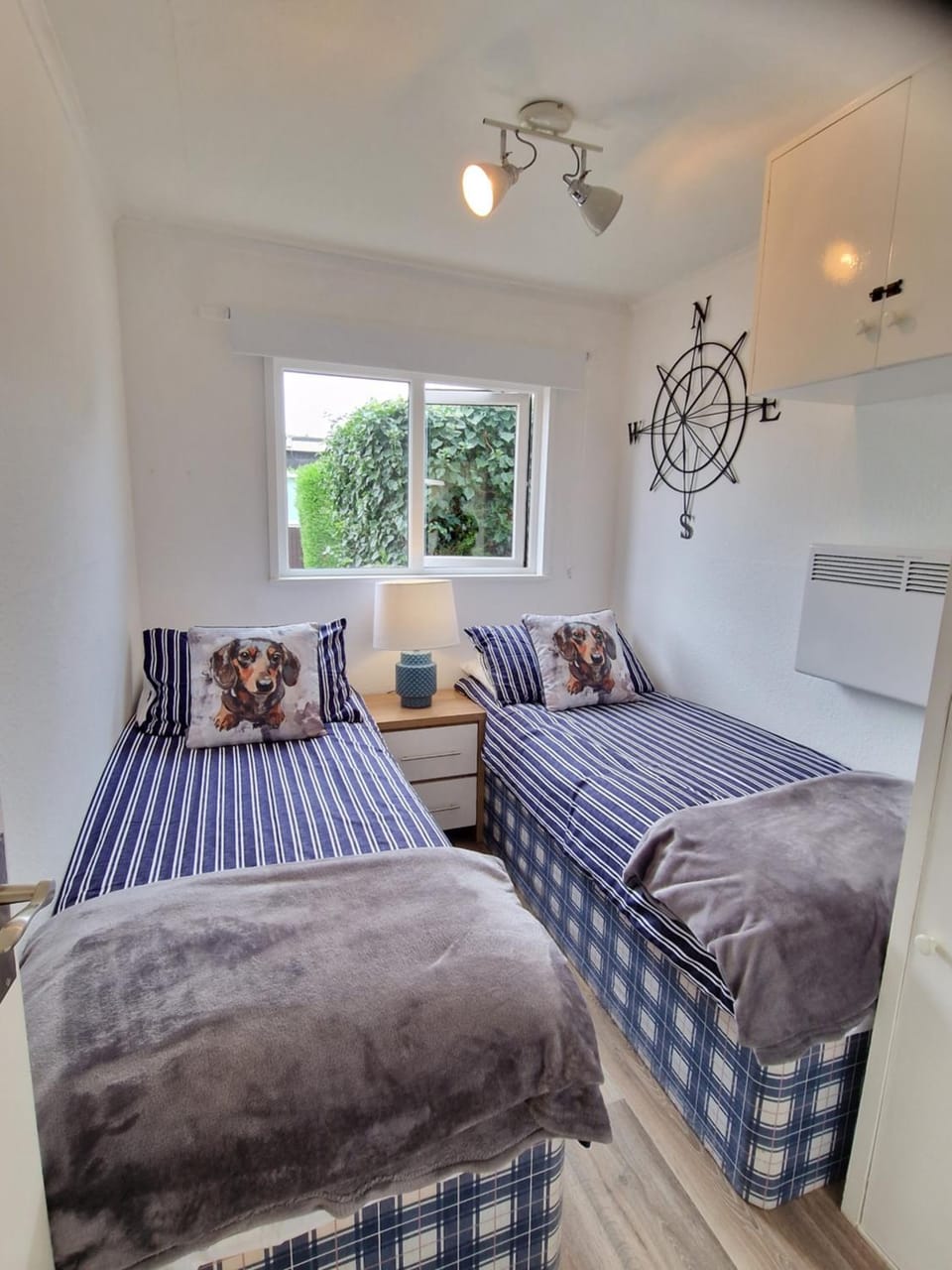197 Broadside Holiday Chalet near Broads & Beaches Chalet in Broadland District