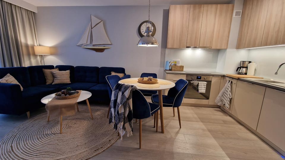 Zielony Domek Apartament w Rewalu 42 m2, tylko 40 metrów od plaży Apartment in West Pomeranian Voivodeship, Poland
