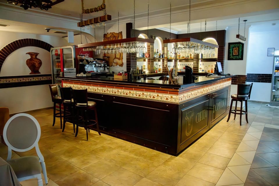 Lounge or bar