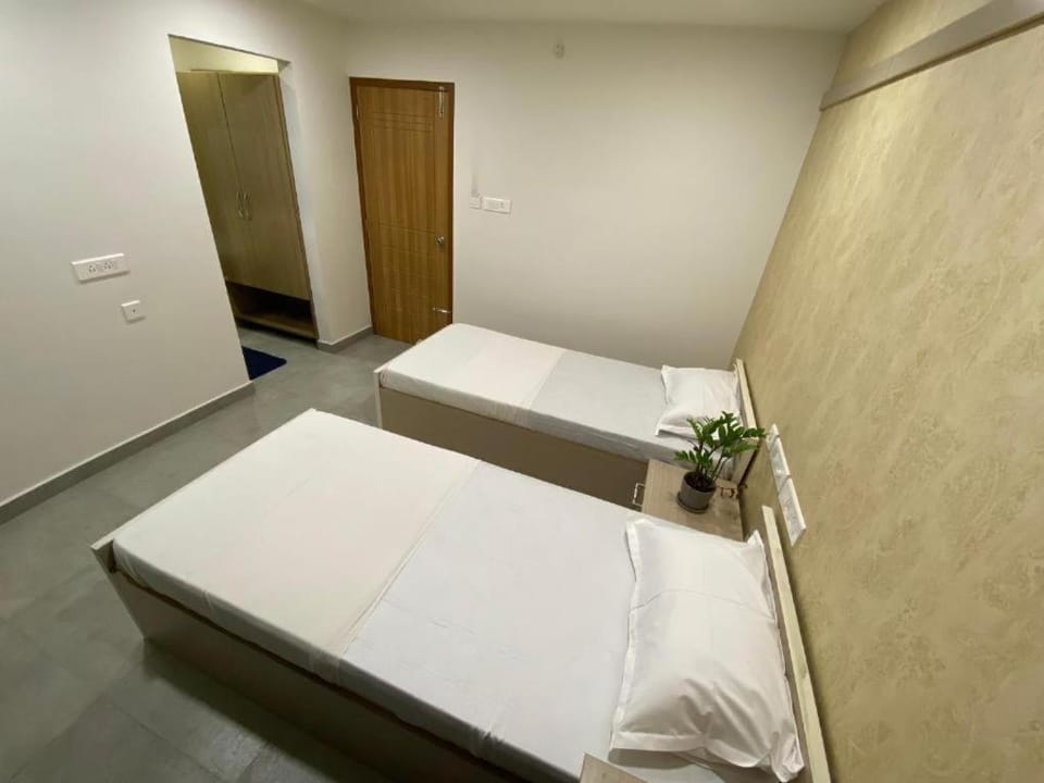 KARIPPALS INN Hotel in Kottayam