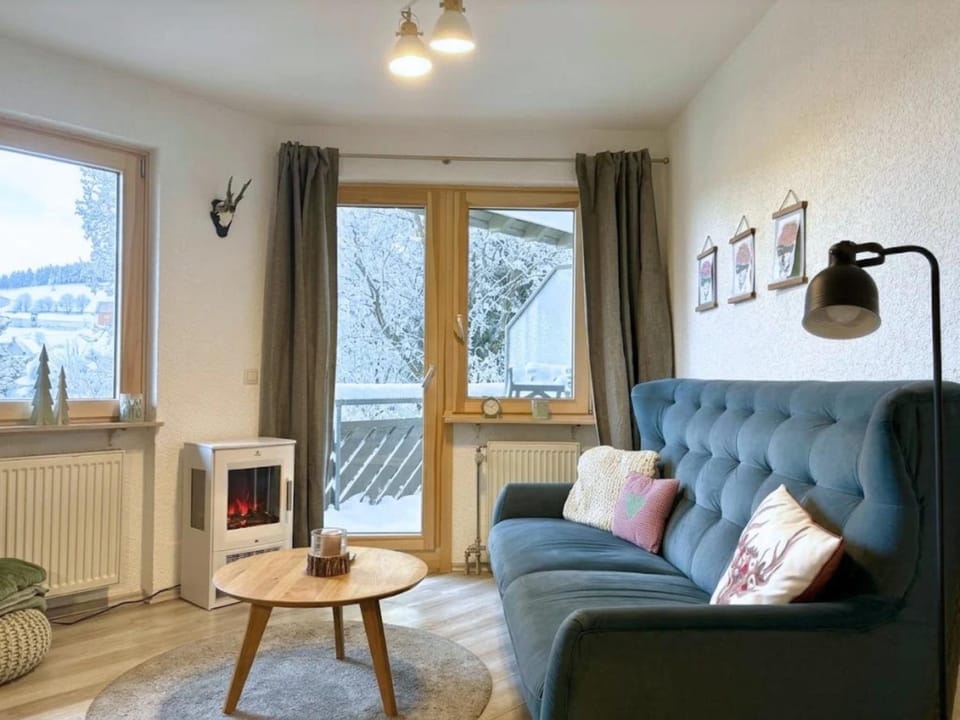 Winter, Living room