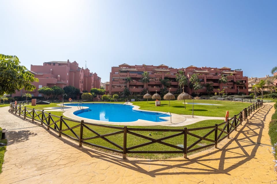Property building, Swimming pool
