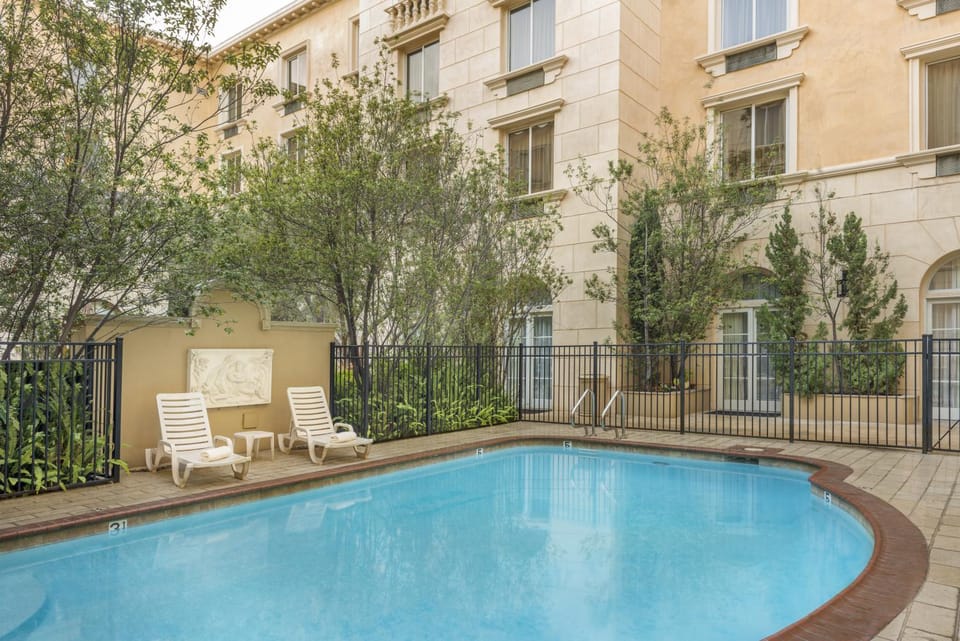 Swimming pool, Swimming pool