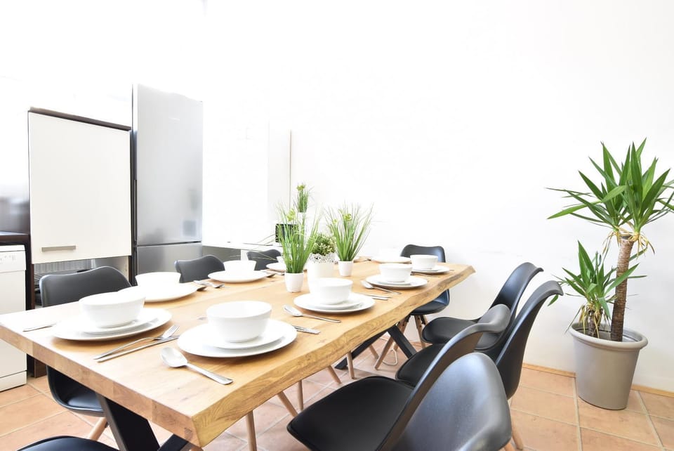 Huge Apartment in Awesome Location with parking Apartment in Innsbruck