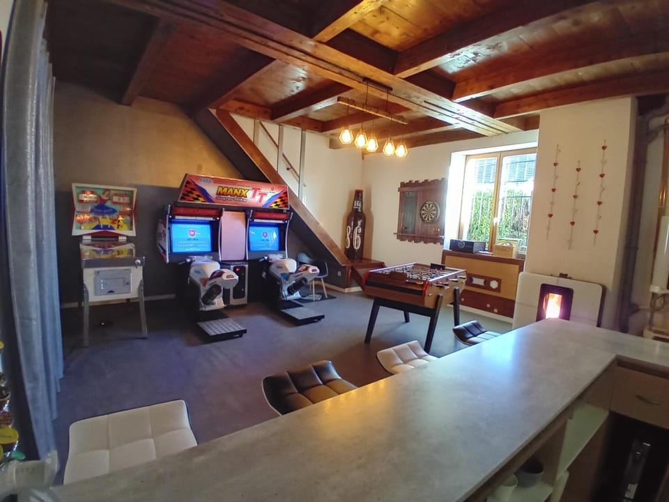 Jacuzzi, Arcade et Repas soir compris Bed and Breakfast in Vosges