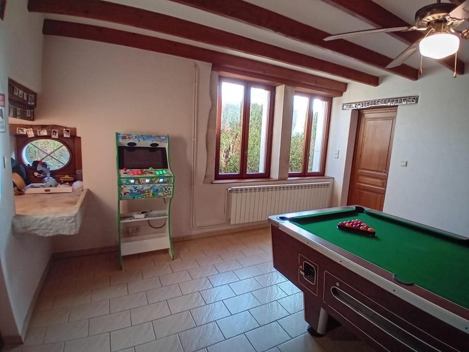 Jacuzzi, Arcade et Repas soir compris Bed and Breakfast in Vosges