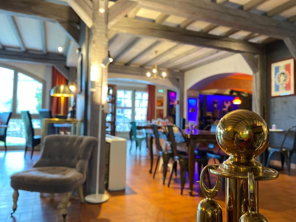Living room, Lounge or bar