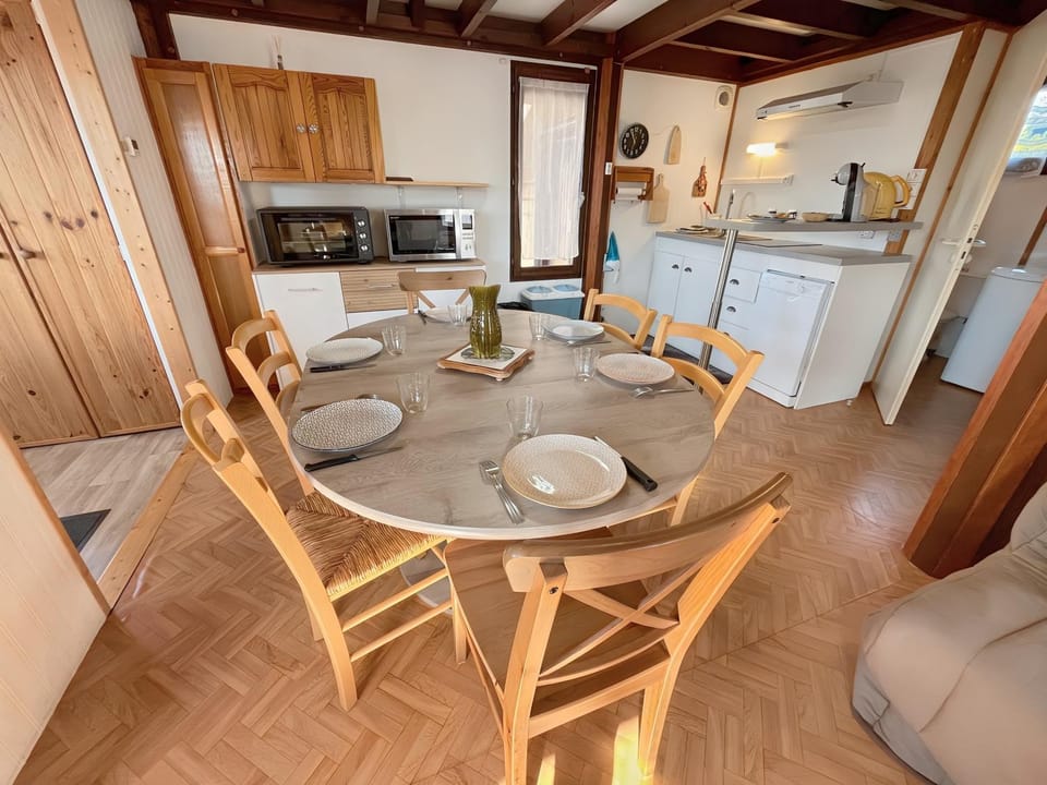 Chaleureux chalet à 3 minutes à pied de la mer - Parking gratuit Chalet in Normandy