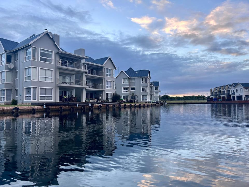 Property building, Activities, Snorkeling, Canoeing, Lake view