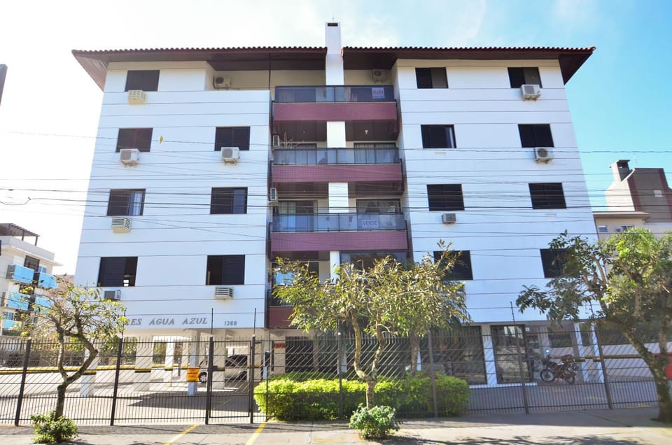 Conforto 2 quadras da Praia em Canasvieiras N539 Apartment in Florianopolis
