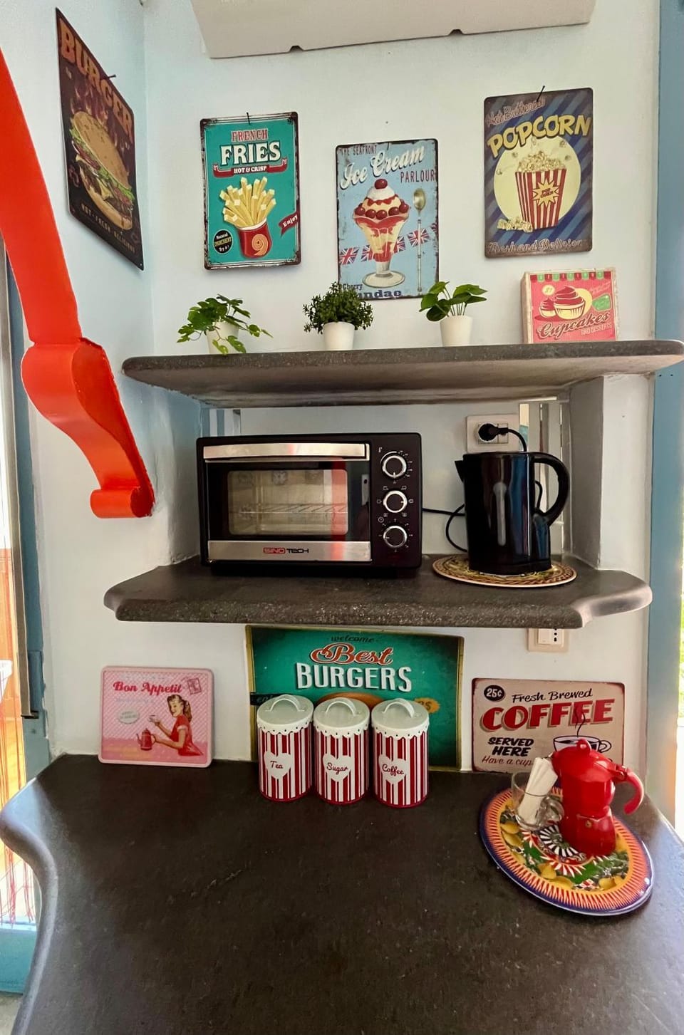 Kitchen or kitchenette