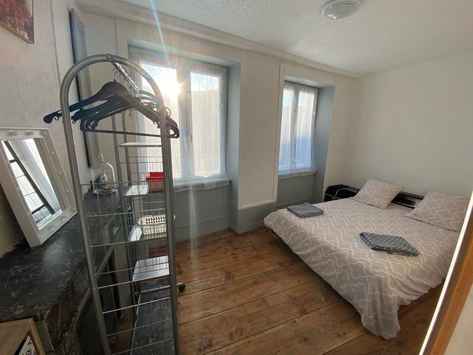 Appart au 1 etage Apartment in Thiers