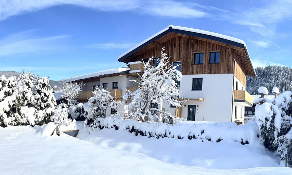 Property building, Natural landscape, Winter