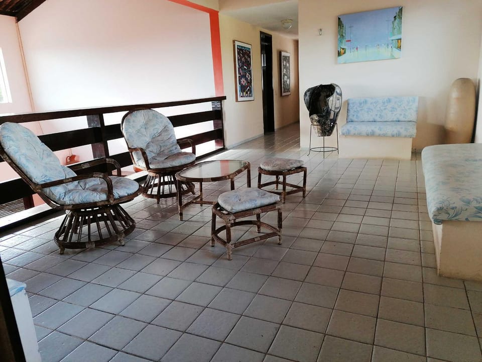 Communal lounge/ TV room, Living room