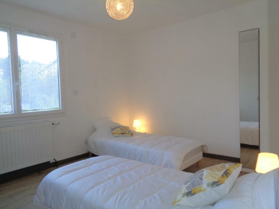 Gîte Sorbiers, 3 pièces, 4 personnes - FR-1-496-238 House in Auvergne-Rhône-Alpes