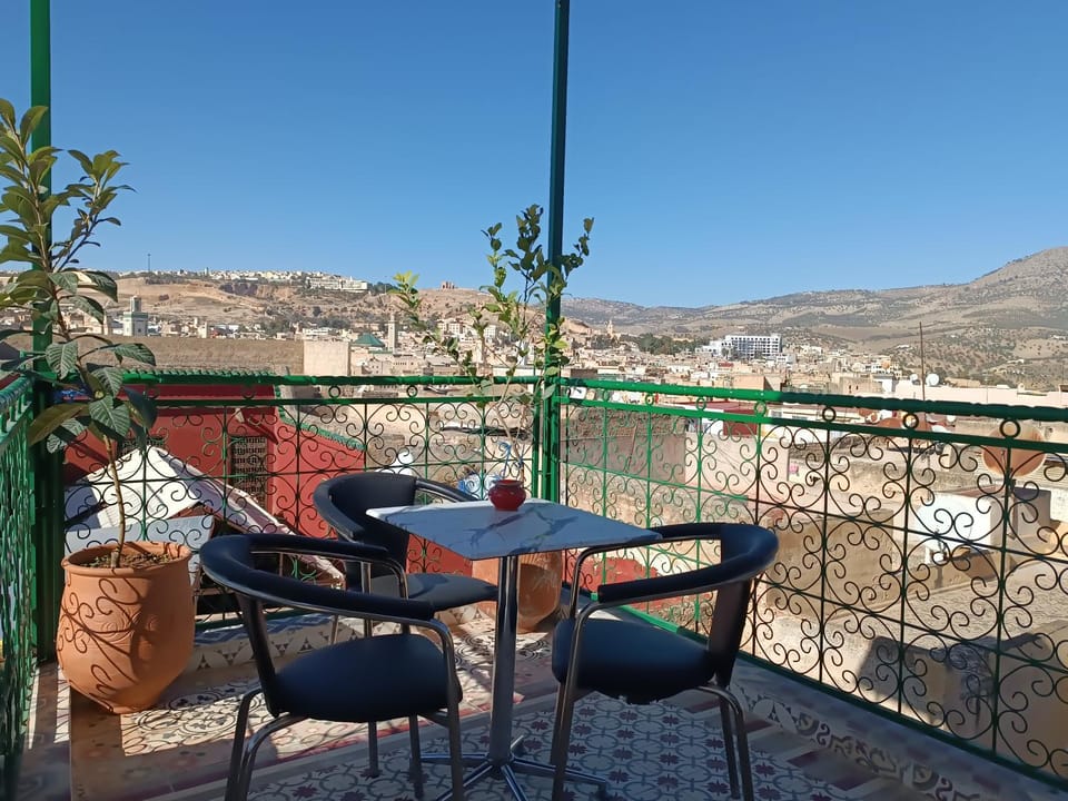 Natural landscape, View (from property/room), Balcony/Terrace, Seating area, Dining area, Mountain view, Internal: Not applicable to any particular room