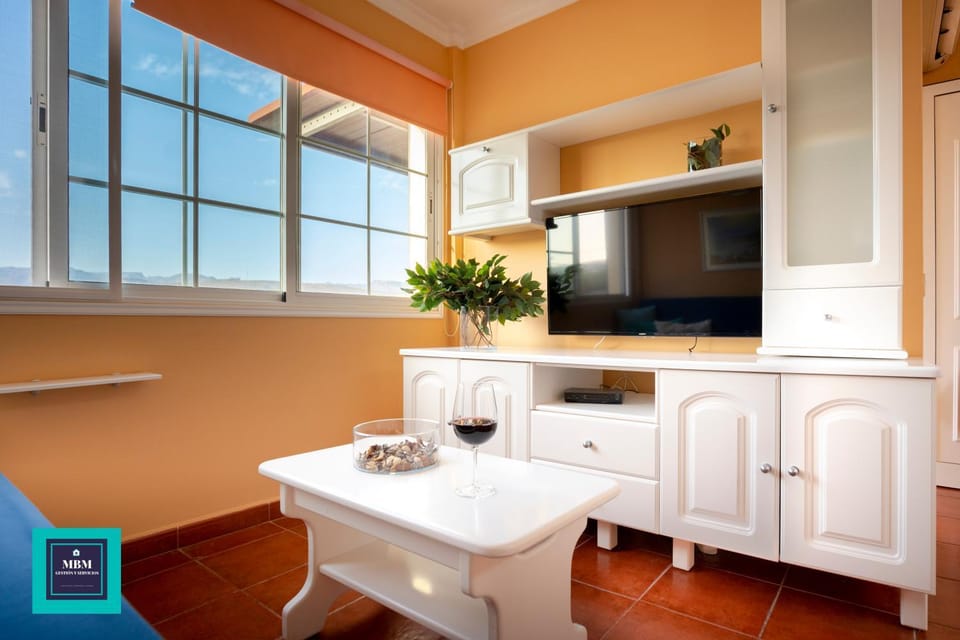 TV and multimedia, Dining area