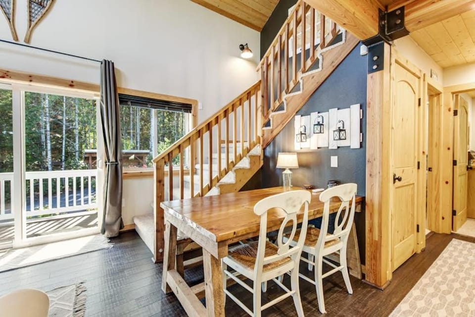 Evergreen Grove House in Hood Canal