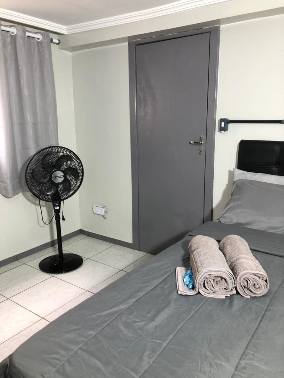 Unidade independente em sobrado, confortável e familiar no coração de Foz! TÉRREO e piscina compartilhada Apartment in Foz do Iguaçu