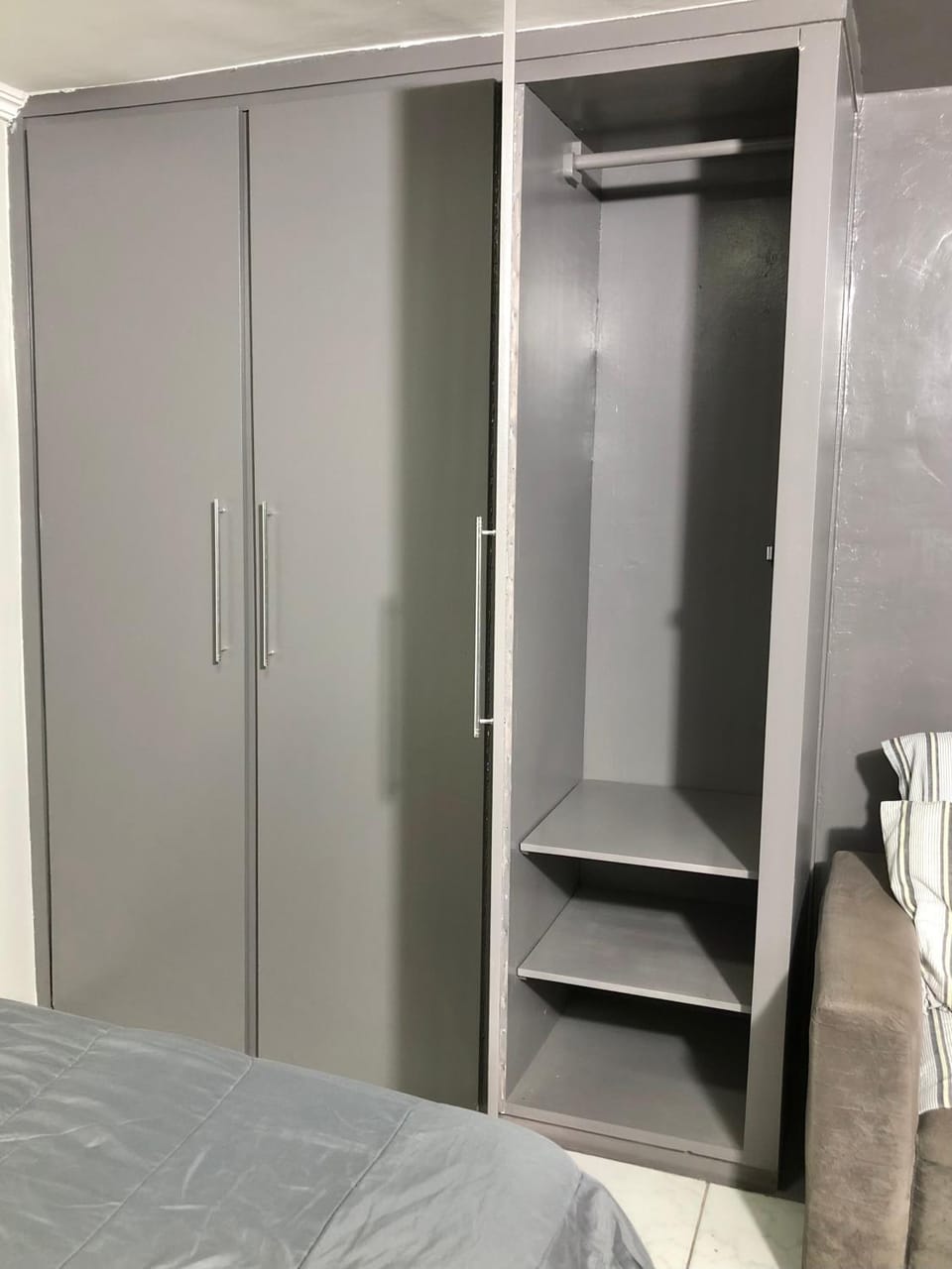 Unidade independente em sobrado, confortável e familiar no coração de Foz! TÉRREO e piscina compartilhada Apartment in Foz do Iguaçu