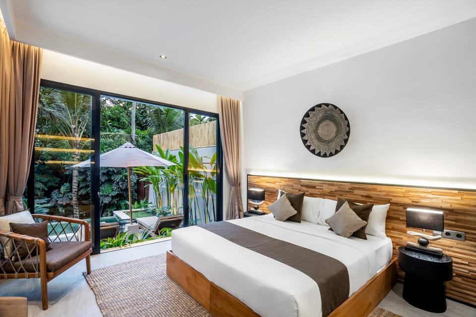 Bed, View (from property/room), Photo of the whole room, Bedroom, air conditioner