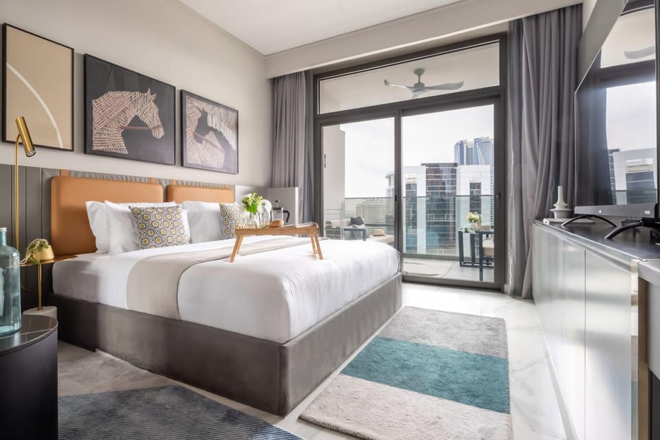 Frank Porter - MAG 318 Apartment in Dubai