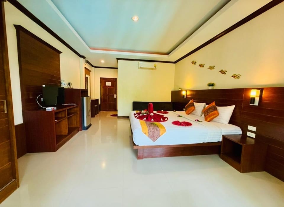 Peaceful Resort , Long Beach - Koh Lanta Resort in Sala Dan