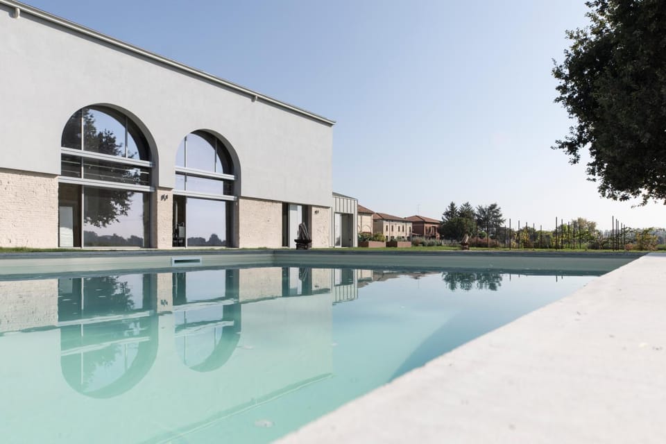 Property building, Pool view, Swimming pool
