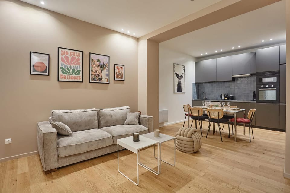 New Apartment 2 bedrooms center of Paris by Studio prestige Apartment in Paris