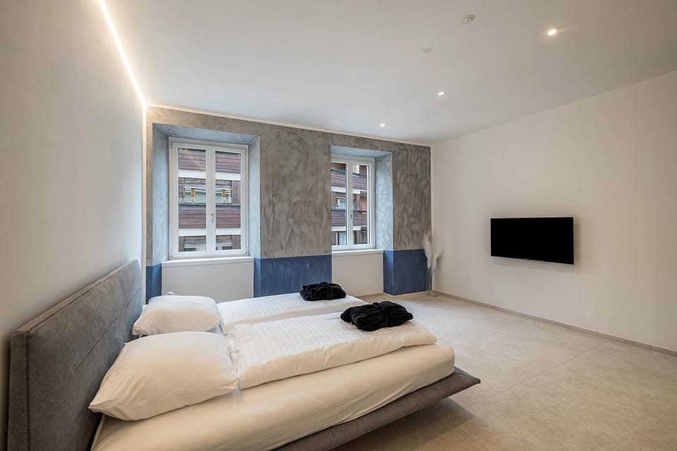 Living room, Bedroom