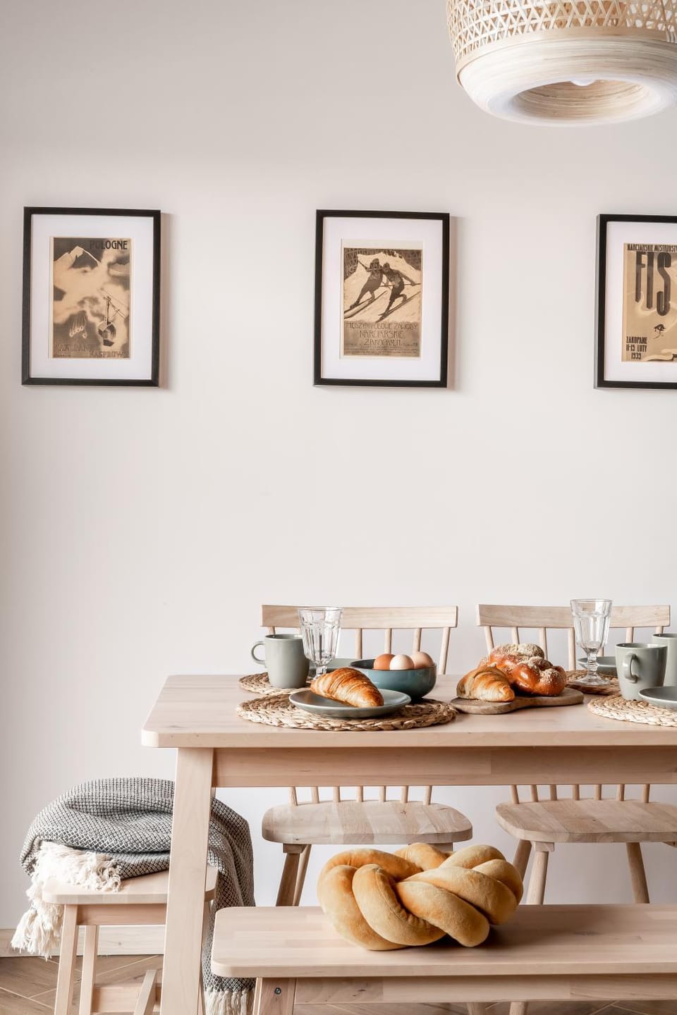 Food and drinks, Dining area, Food, Breakfast
