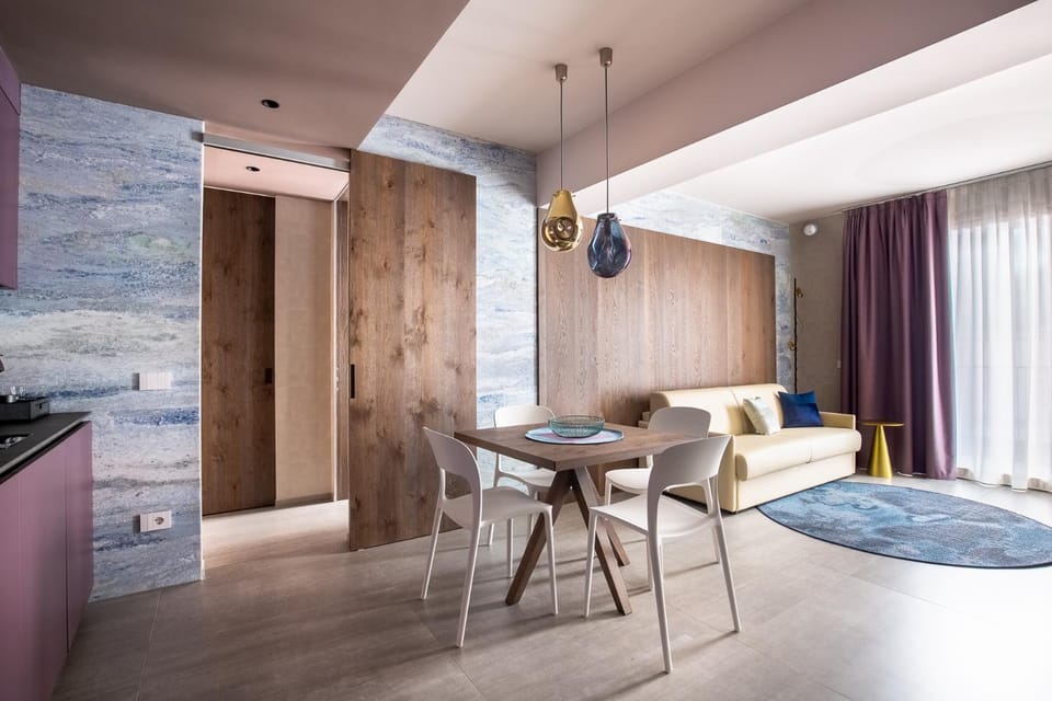 Kitchen or kitchenette, Photo of the whole room