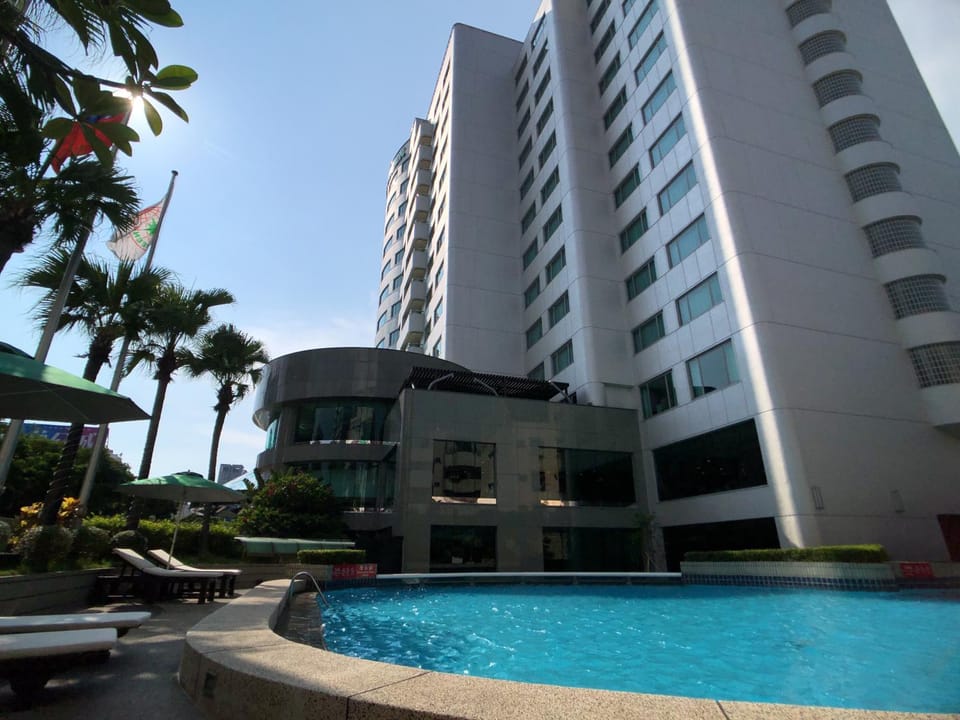 Property building, Swimming pool