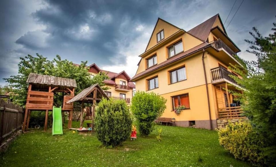 Property building, Garden