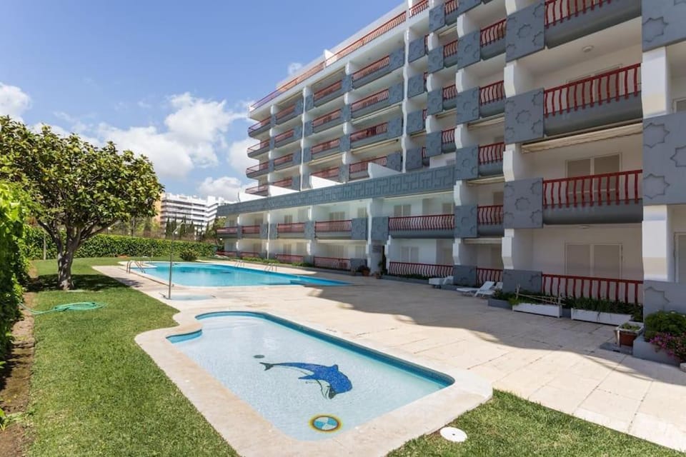 Property building, Pool view, Swimming pool