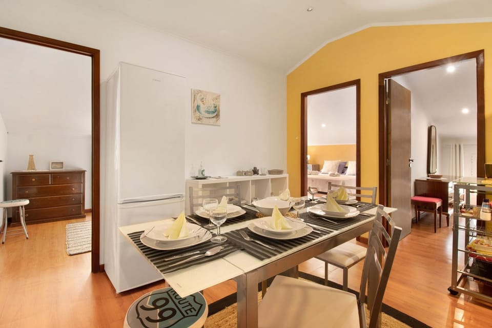 Property building, Kitchen or kitchenette, Living room